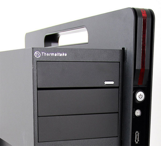 Illustration for article titled Thermaltake Level 10 Chassis Review: Can BMW Change PC Design?